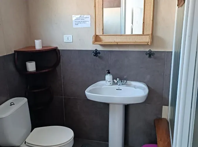Y Matias Vandrerhjem *